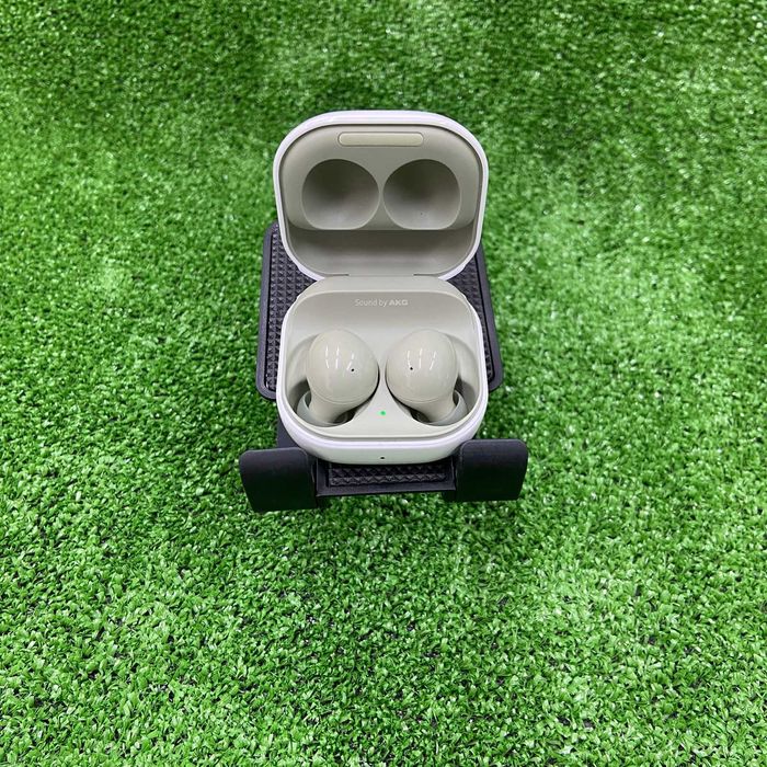 Беспроводные наушники Samsung Galaxy Buds 2 / sk151878