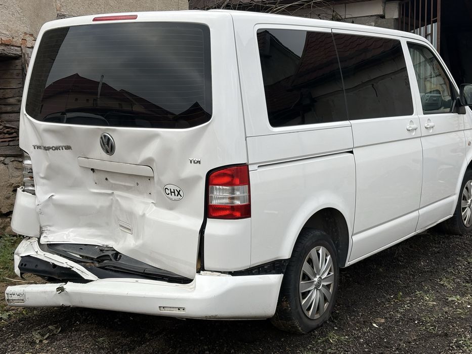 Vw t5 facelift 2.0 tdi 9 locuri