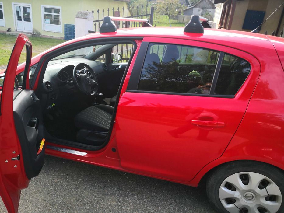 Vand OPEL CORSA 2010