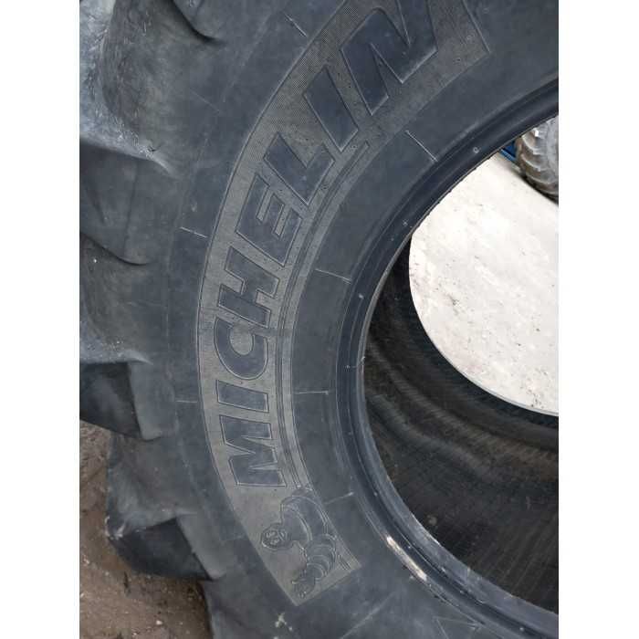 Anvelope 900/60R32 9006032 marca Michelin.