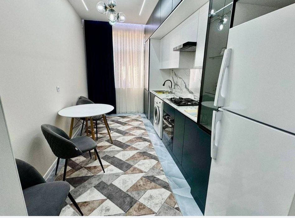 Shahriston metro yaqnida arenda