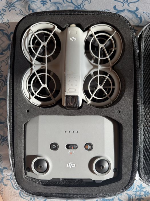 квадрокоптер DJI NEO
