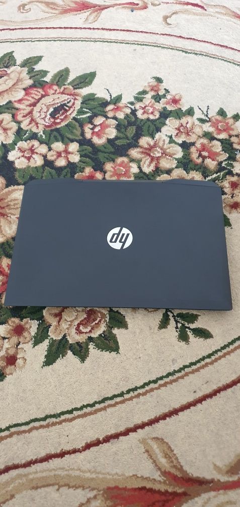 Noutbuk hp pavilion