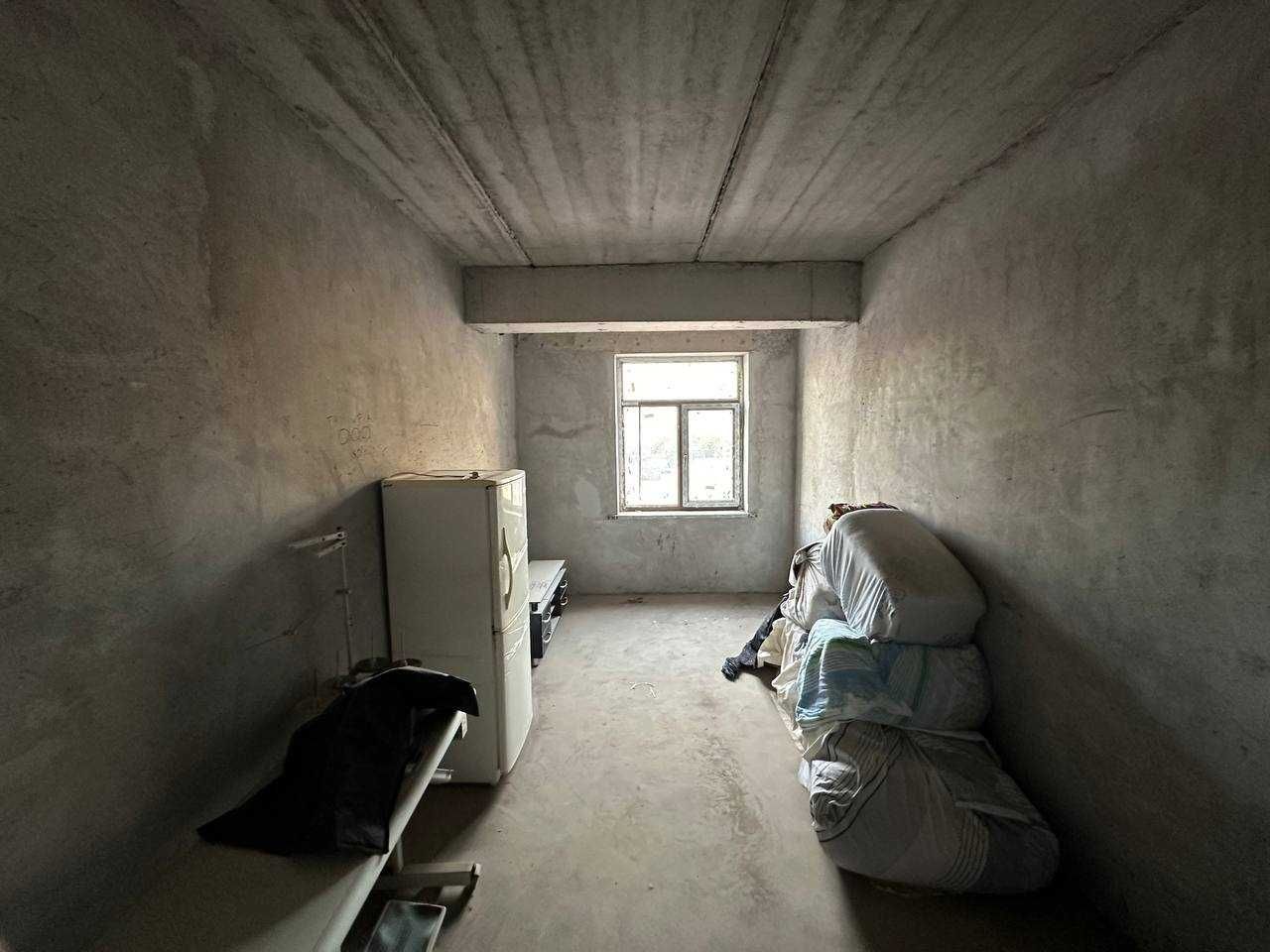 Dream House 68м², черновая, кирпич, 8-й роддом, центр, этаж 4`