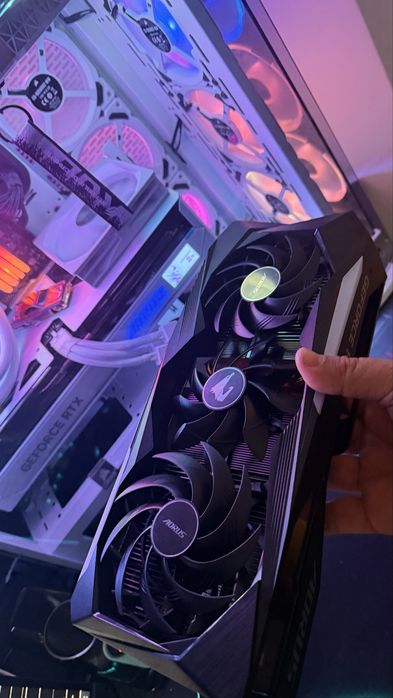 Продавам Nvidia RTX 3070 TI 8GB GDDR6X Aorus MASTER гаранция до 2026