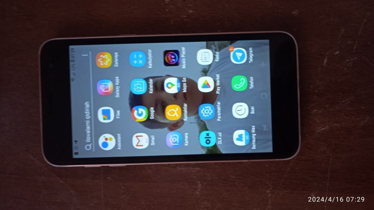 Samsung galaxy j2 core