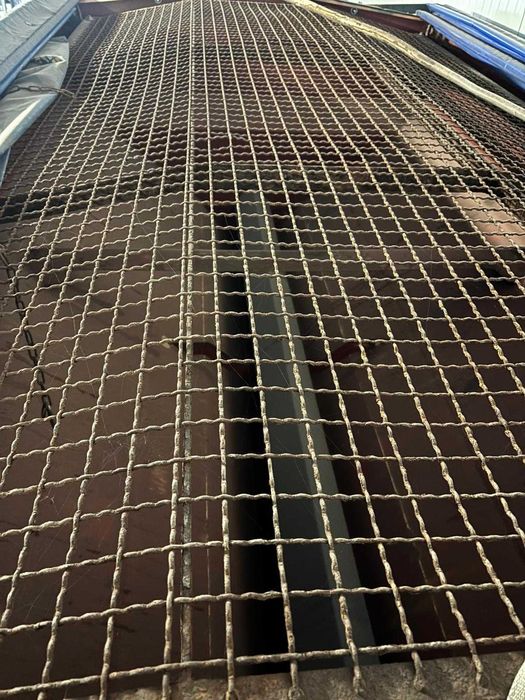 Sărăriță și lamă de zăpadă