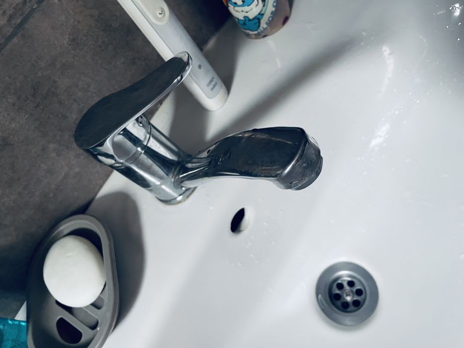 Chiuveta cu picior + baterie