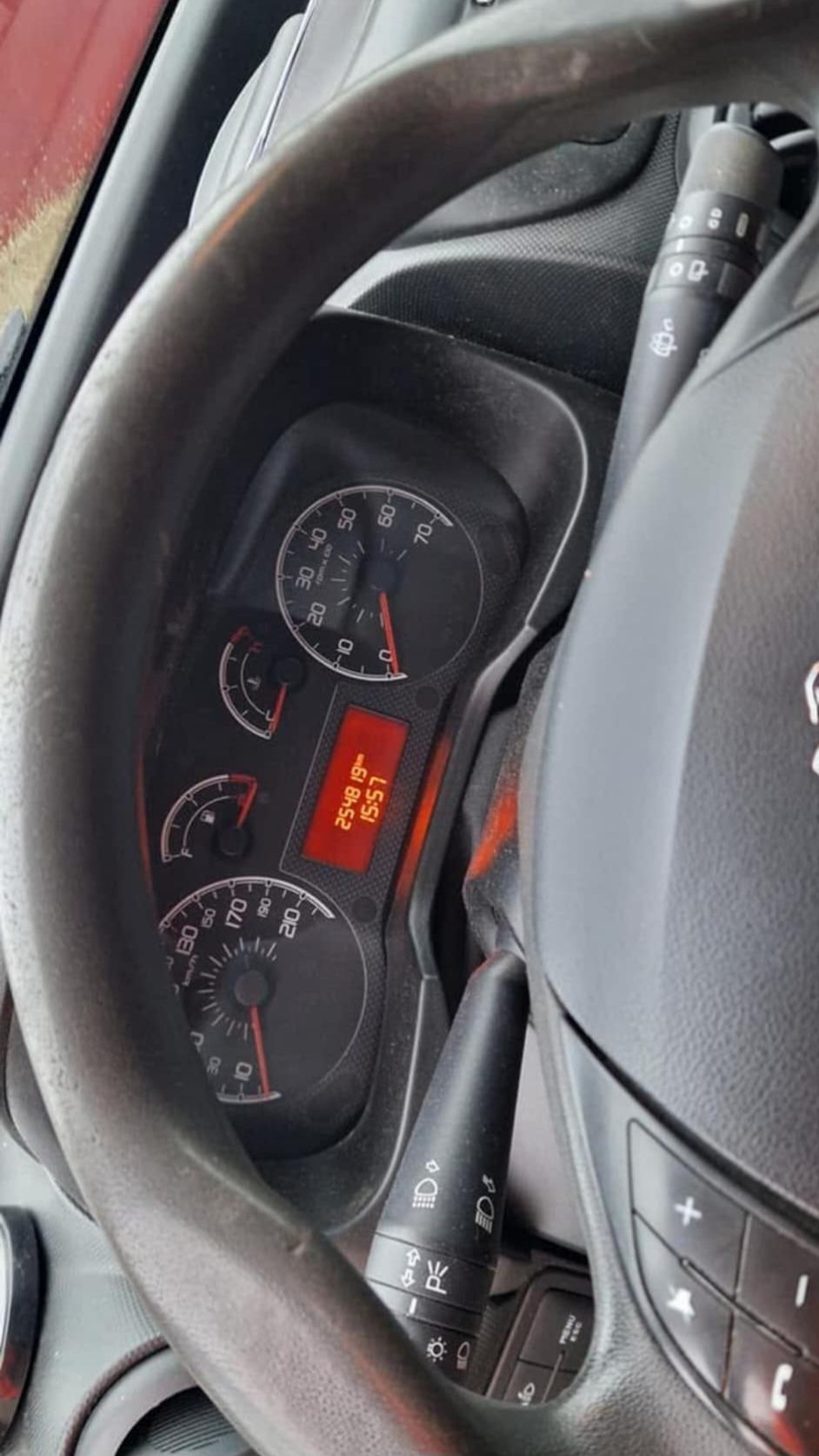 Vând Peugeot Bipper