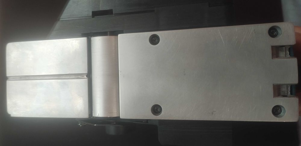 Електрическо Ренде Bosch GHO 31-82