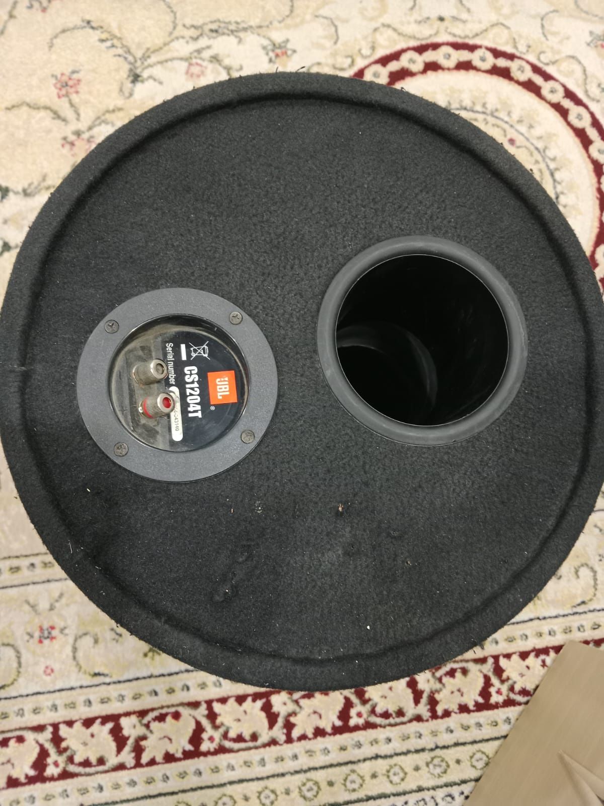 Автомобильный сабвуфер JBL CS1204T