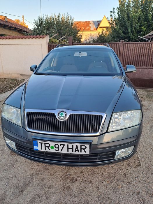 Vând Skoda Octavia 2
