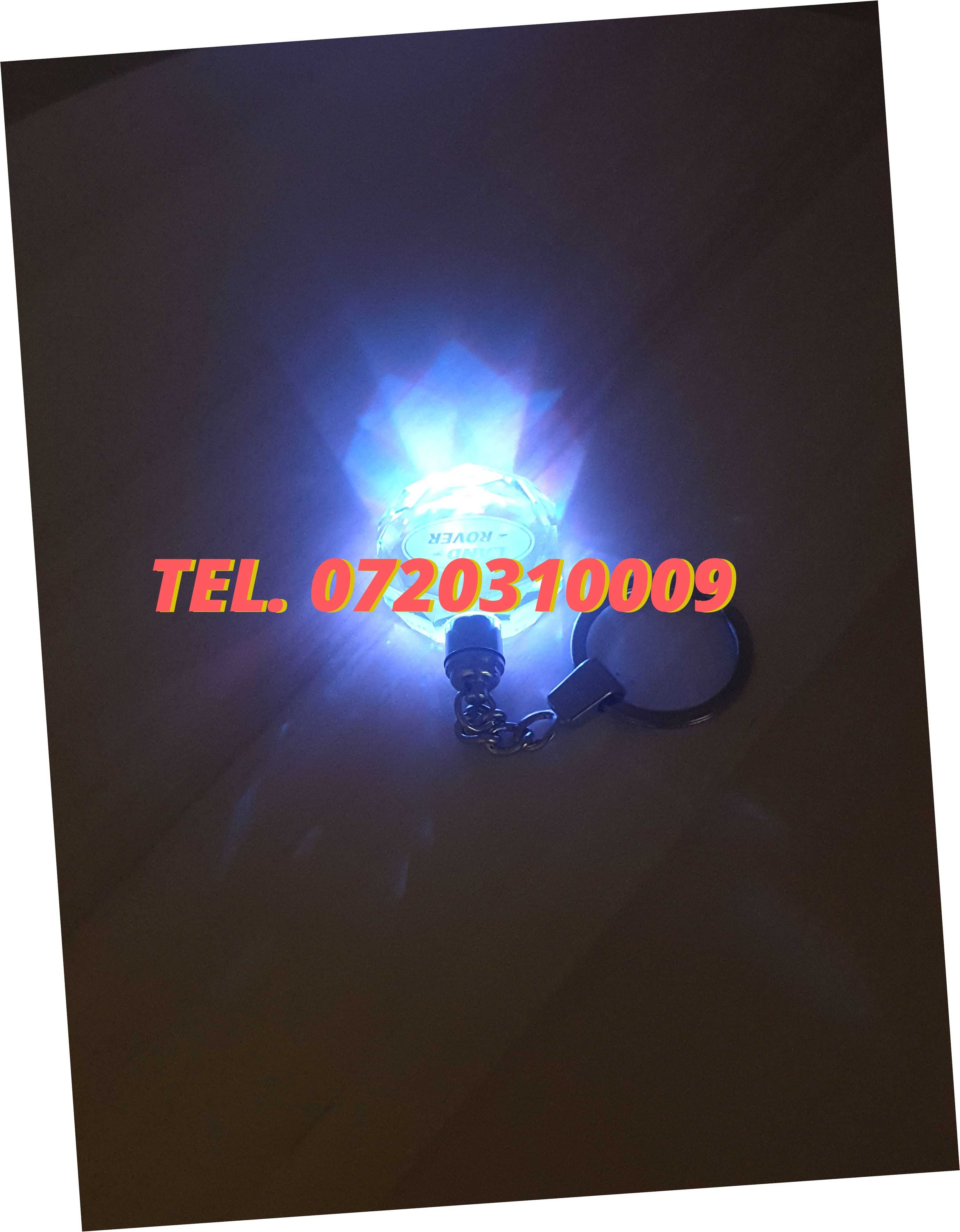 Oferta Breloc Din Sticla Cu Led 6 Culori Land Rover