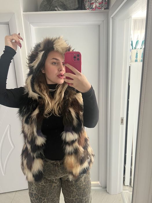 Елек от естествен косъм на сребърна лисица