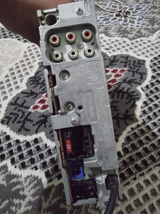 Pioneer delfin sotiladi