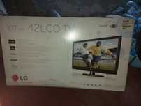 Телевизор LG 42 инча