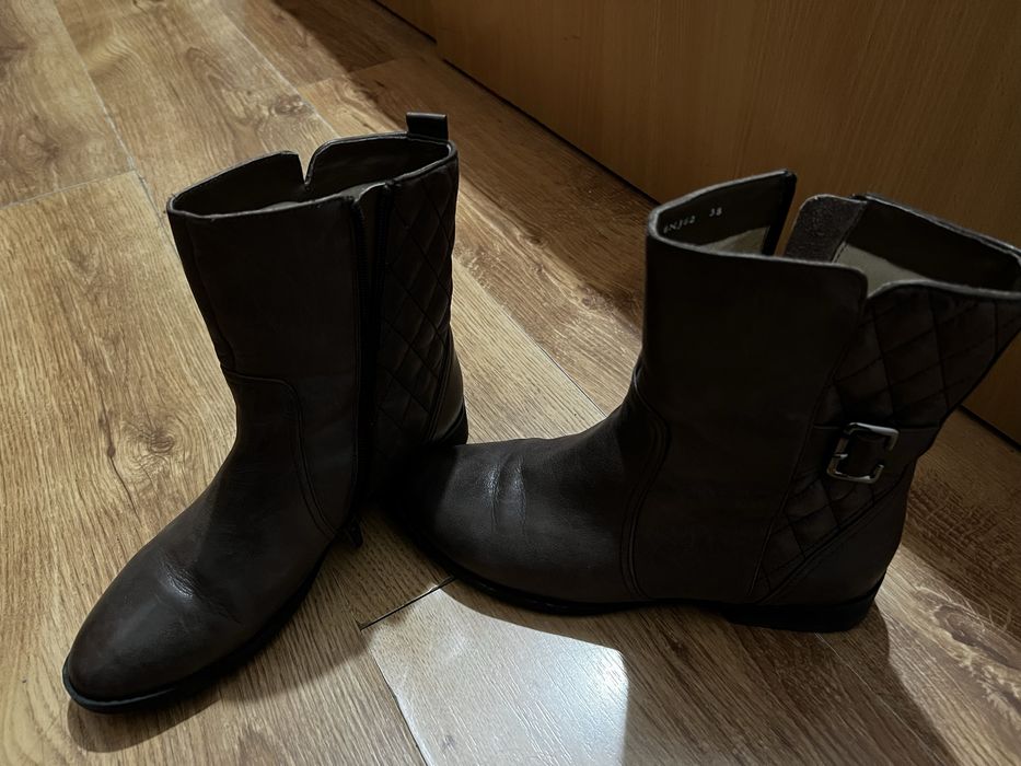 Ghete de iarna ,marimea 38