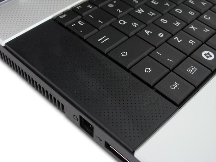 Fujitsu Esprimo 15.4-inch