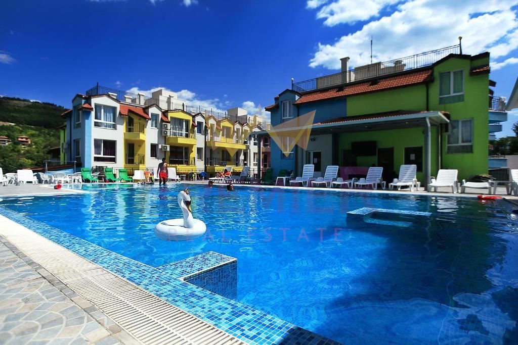 Продава се Двустаен апартамент в Балчик - 59 кв.м за 1034 €/кв.м - Снимка #4
