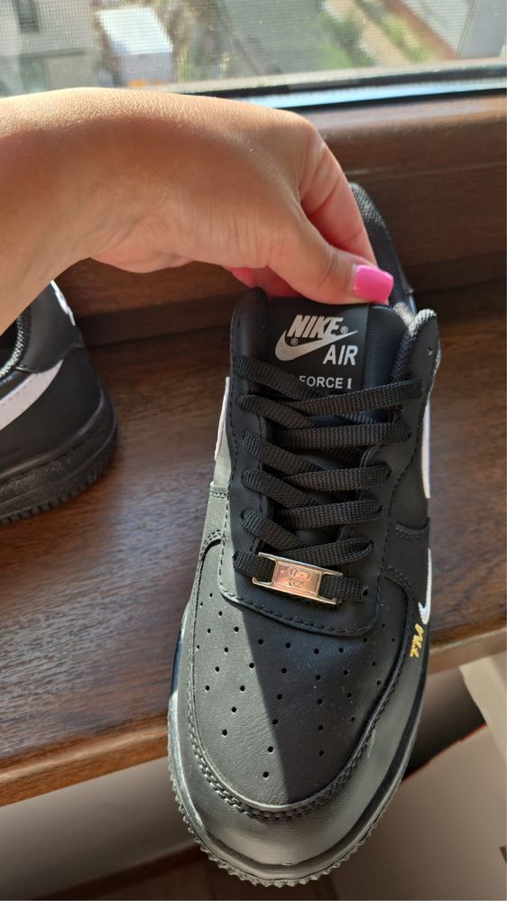 Adidasi Nike Air Force 1 TM