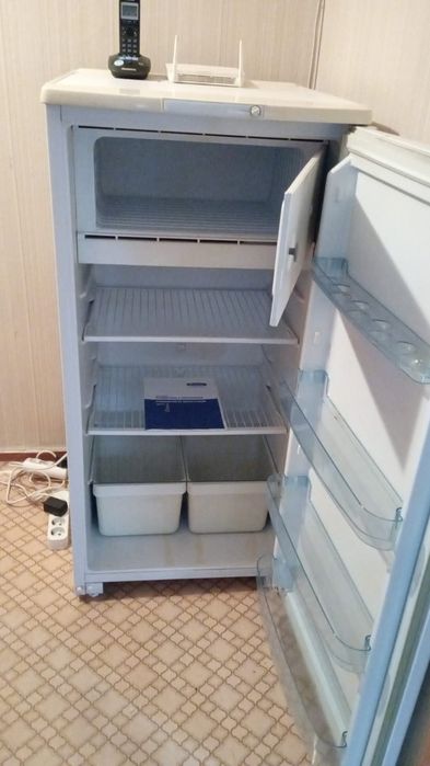 Продам холодильник, б/У, в рабочем состоянии
