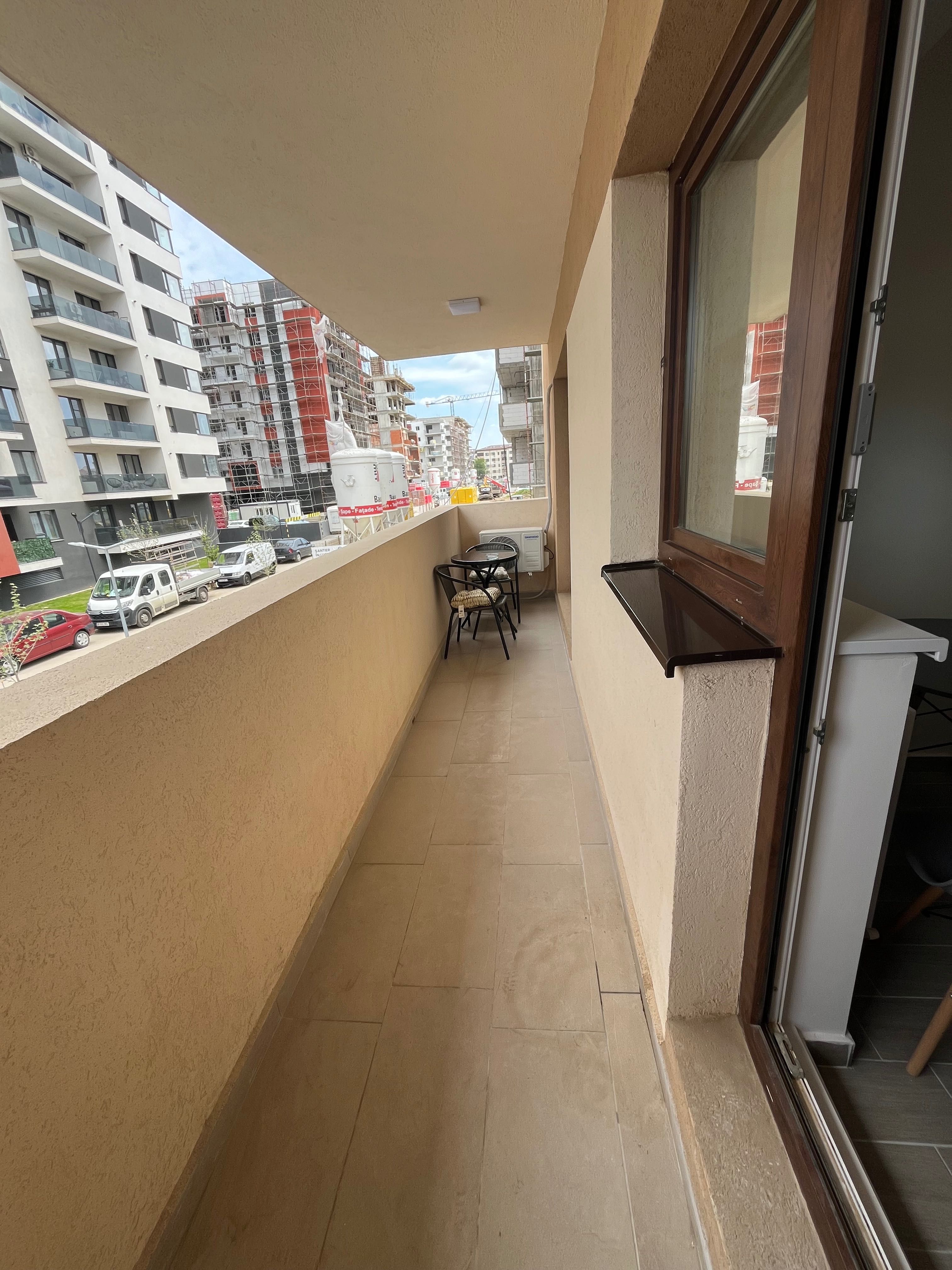 Închiriez apartament cu 2 camere, decomandat, Berceni, sect.4