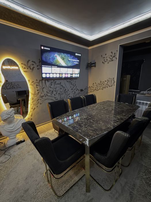 Стол со стульями (президент формат)