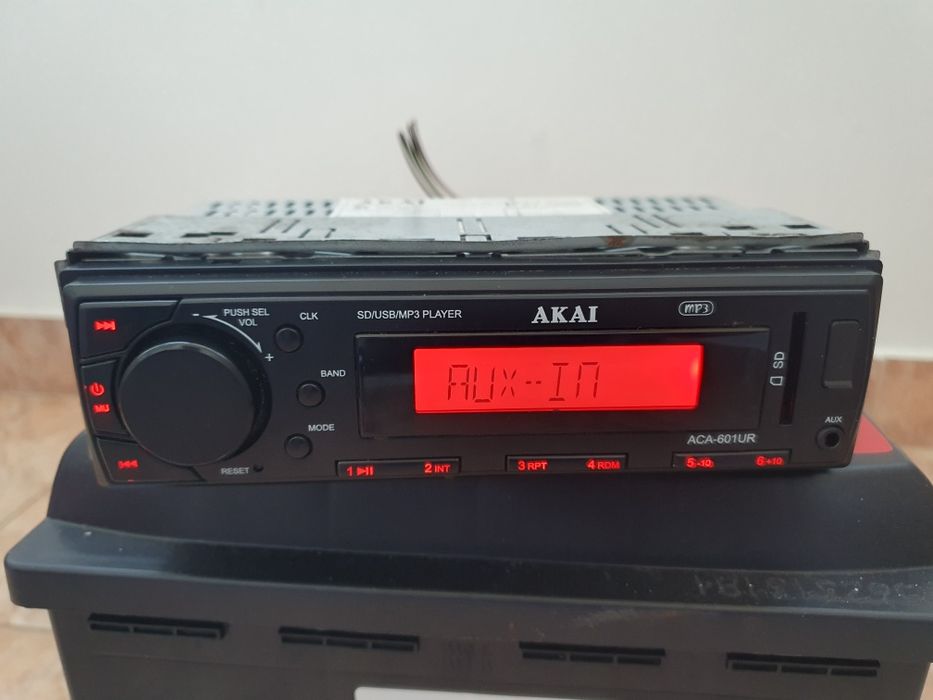 Radio Akai SD-USB-RCA-AUX-MP3 Player ca NOU