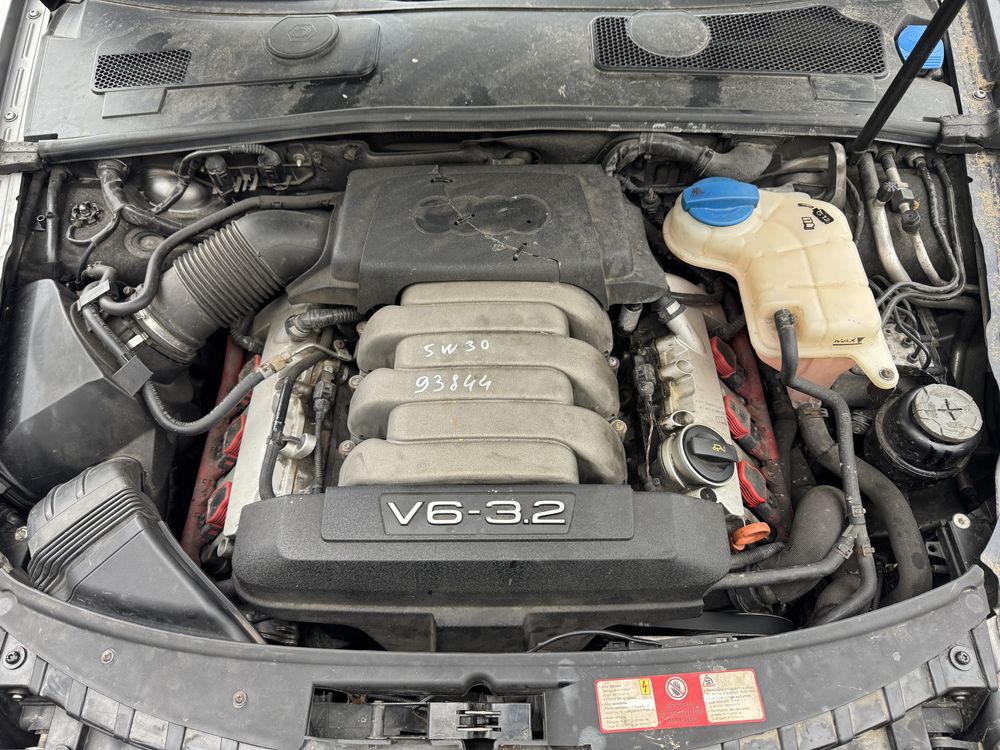 Motor audi 3.2 FSI AUK