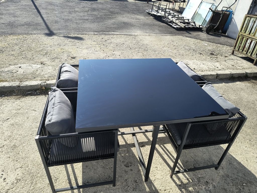 Set masa cu 4 scaune pentru terasa