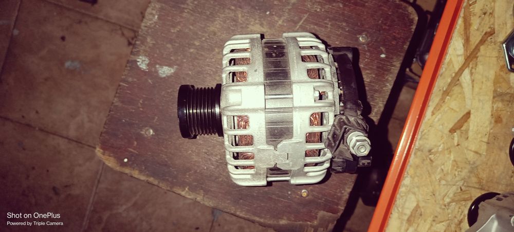 Alternator Dacia Logan 3 motor 1.0