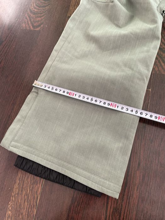 Pantaloni schi in stare foarte buna