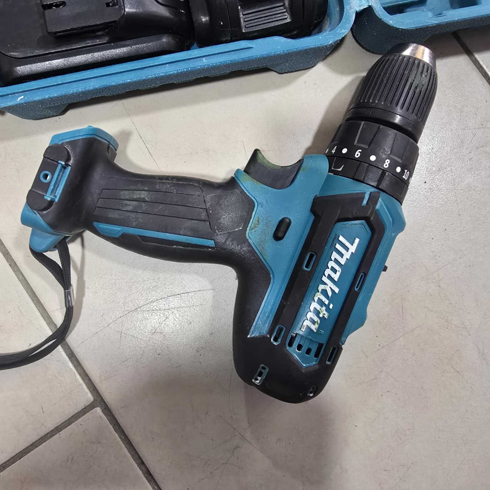Акумулаторен Винтоверт MAKITA 550DWE + две батерии