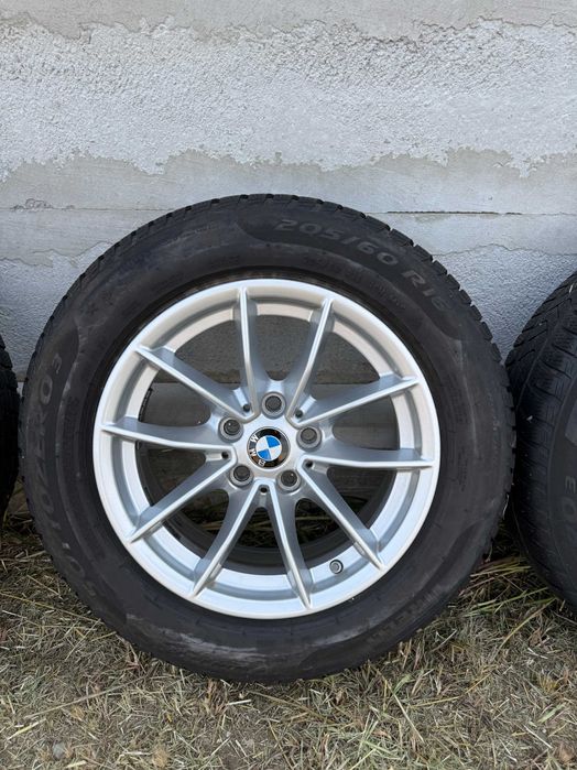 Set Jante Originale BMW + Anvelope Iarnă Pirelli 205/60 R16