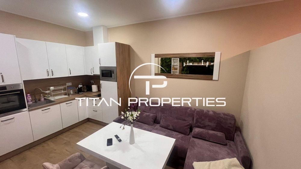 Дава се под наем Едностаен апартамент в Бургас, Славейков - 58 кв.м за 561 € - Снимка #1