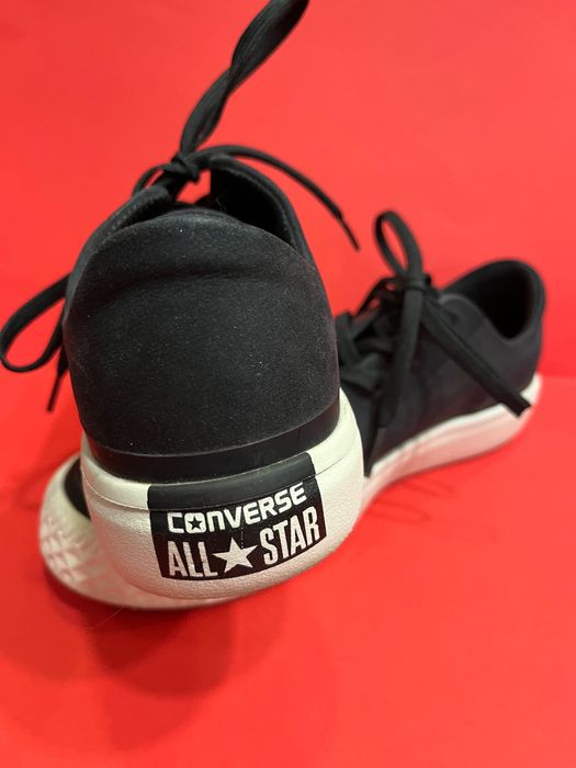 Уникални маратанки converse