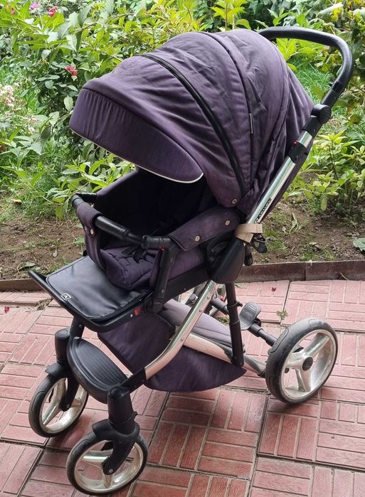 Детская коляска фирмы Adamex