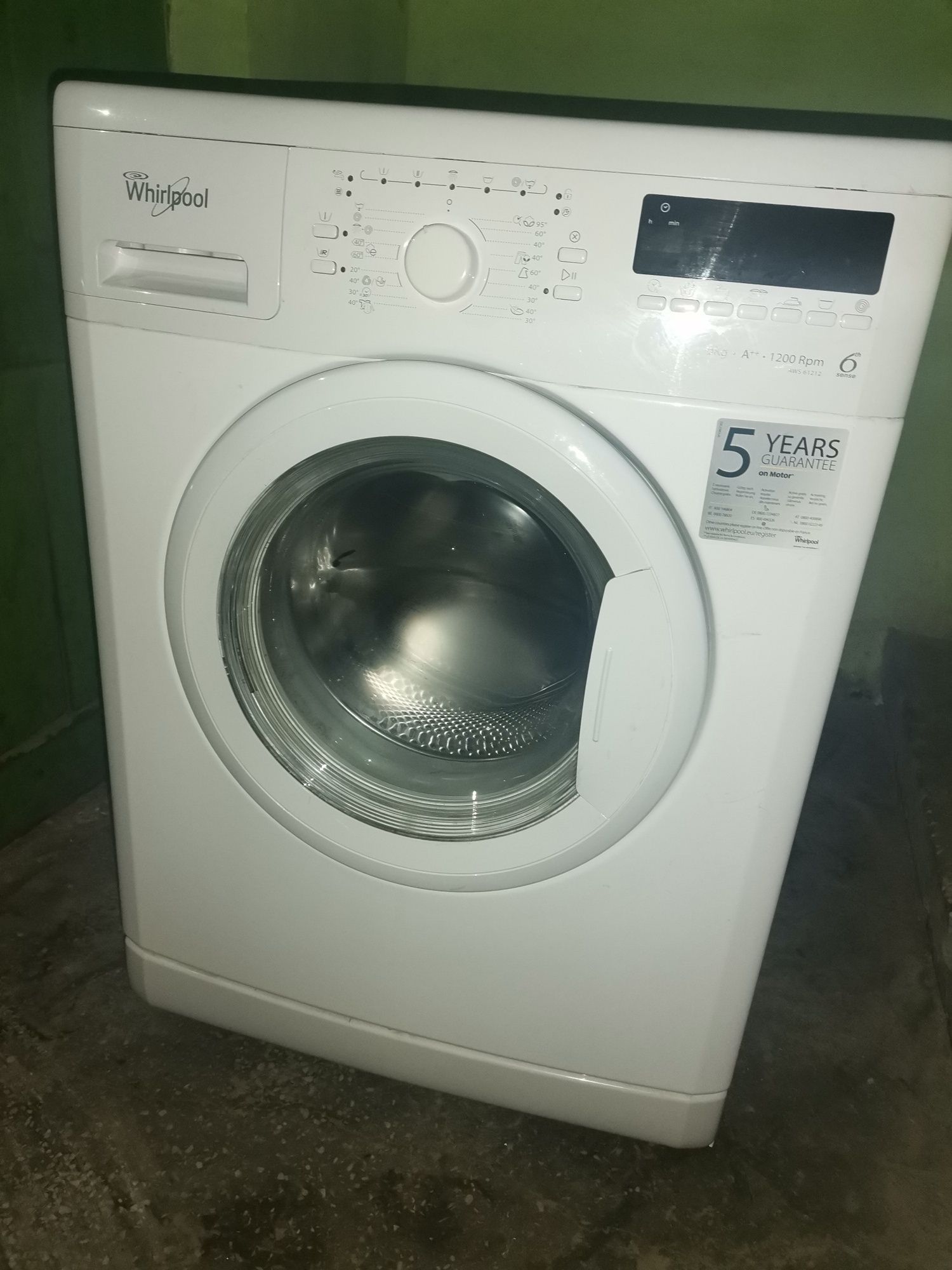 Mașina de spălat rufe whirlpool 6kg clasa A perfect funcțională nouă p