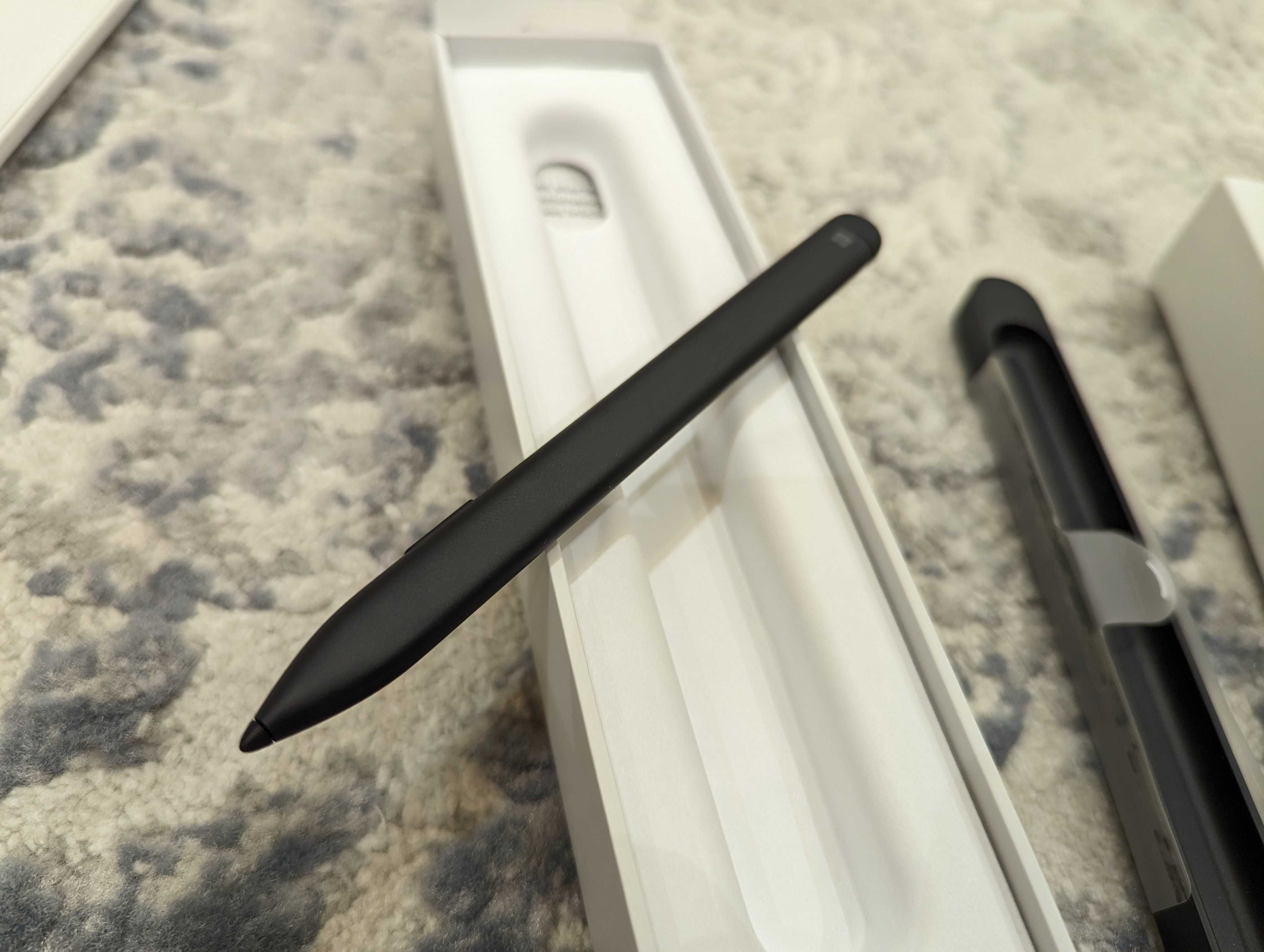 Microsoft Surface Slim Pen with Charger ручка-стилус с зарядкой