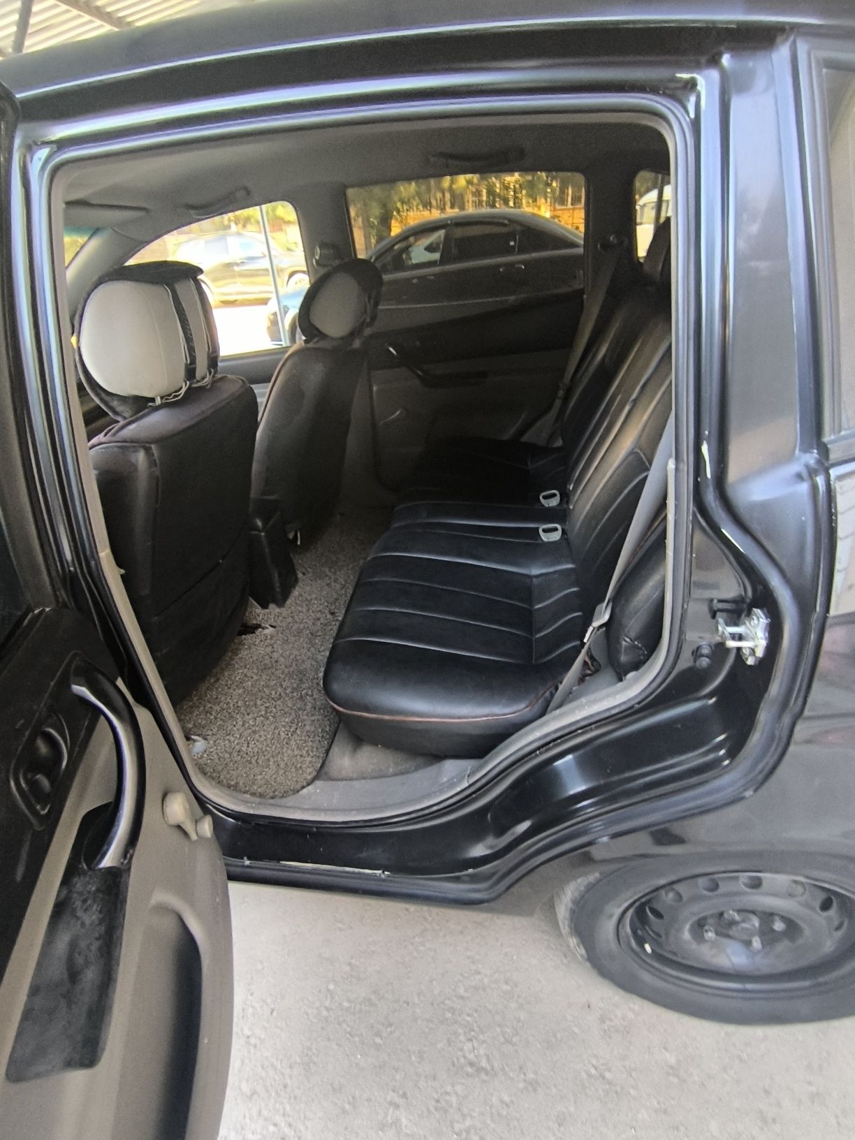 Продоет автомобиль Chevrolet Takuma