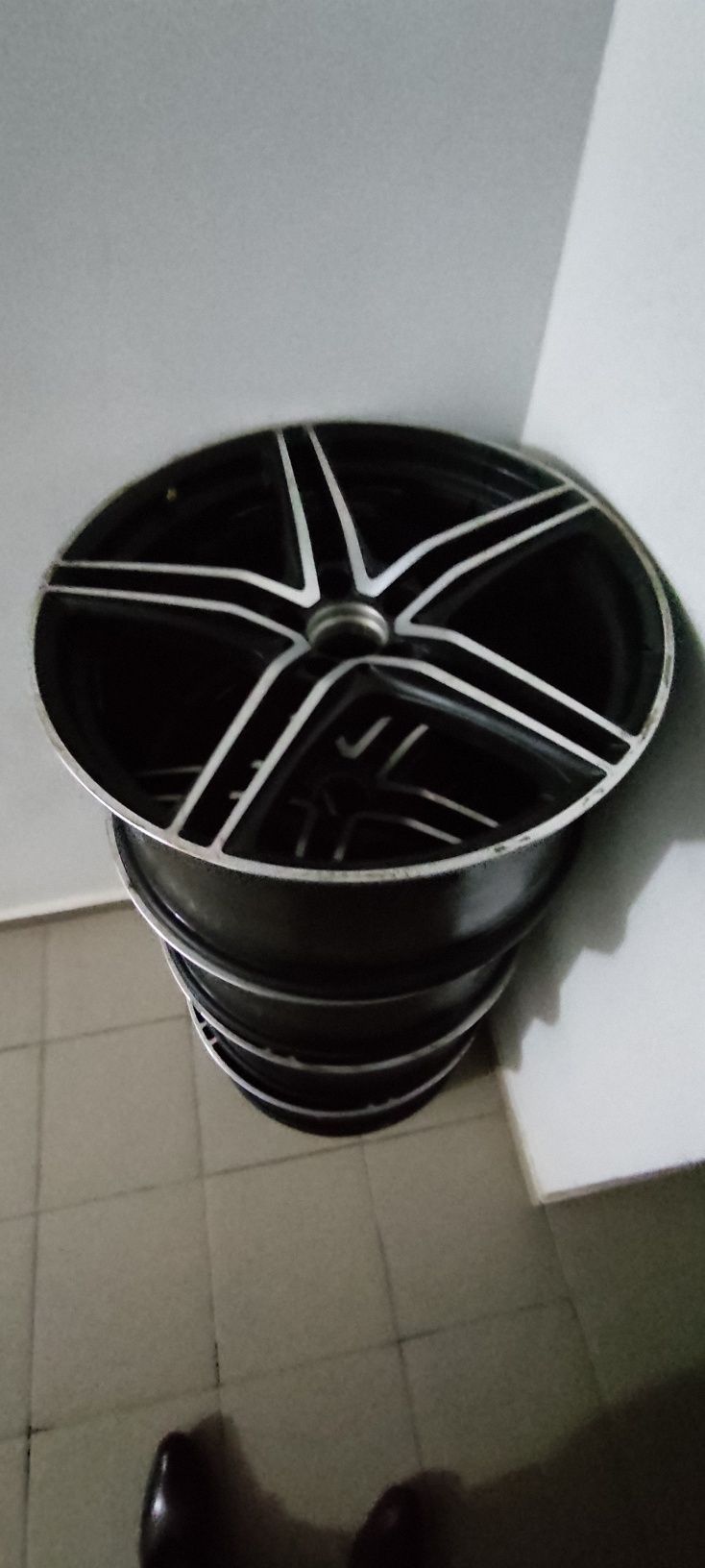 Продам диски на R20