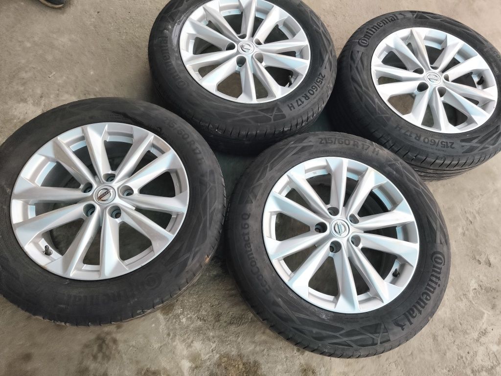17" оригинални алуминиеви джанти за Nissan Quashqai.