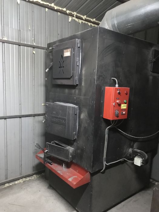 Generator aer cald / centrala pe combustibil solid