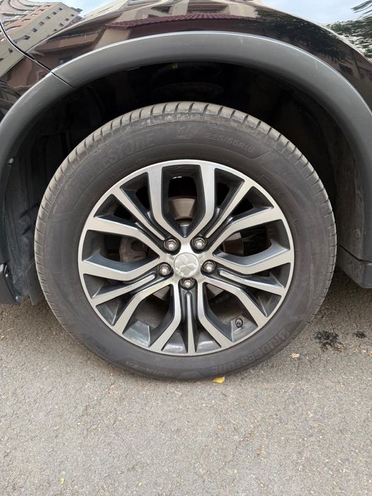 Mitsubishi outlander edition 2.2