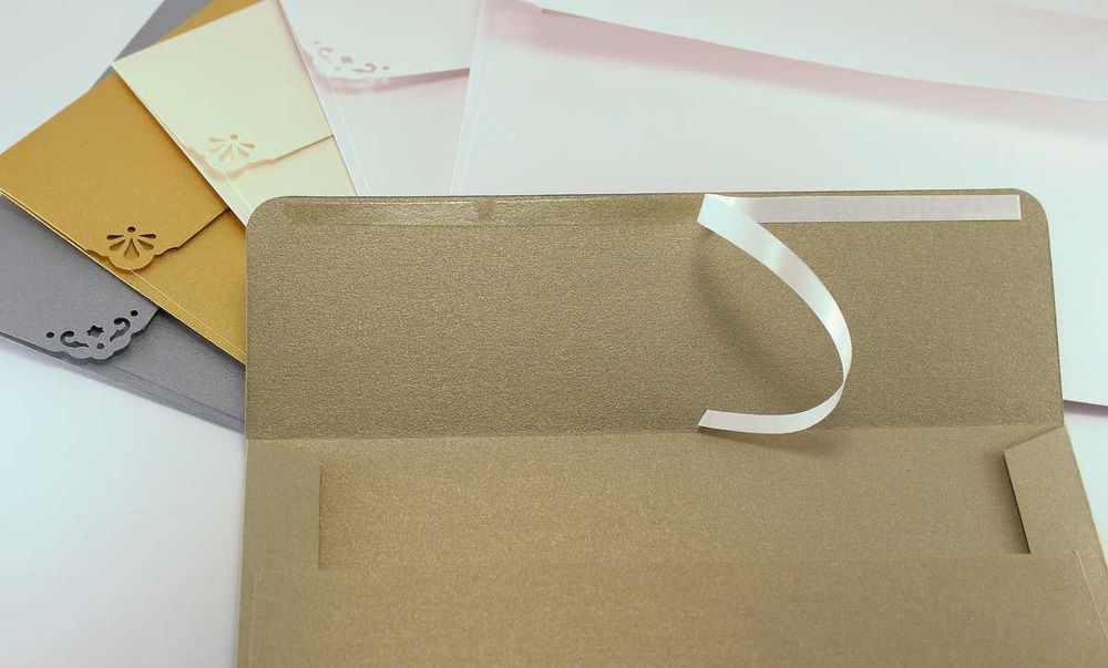 Перлени пликове за сватбени покани - Луксозни пликове различни размери