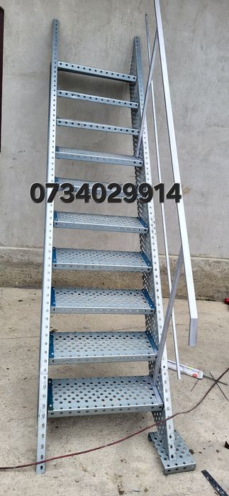 Scări metalice zincate