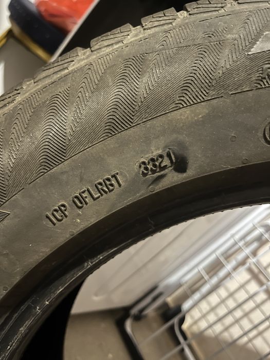 Cauciucuri iarna 255-55-18