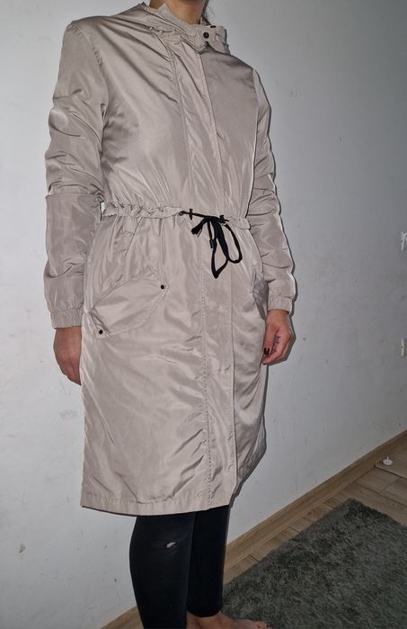 Trench dama frumos