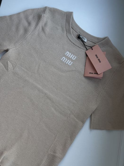 Tricou din tricot