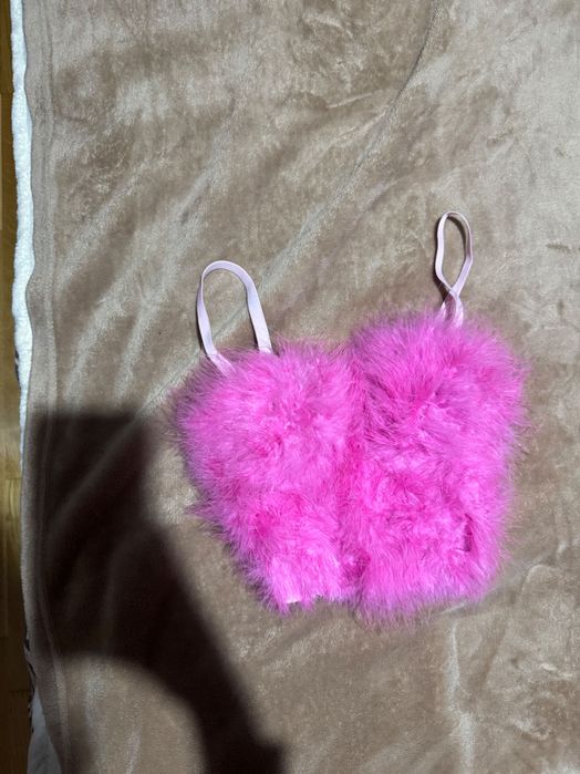 Розово бюстие с естествени пера